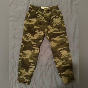 Abercrombie Kids Camo Pants 5/6